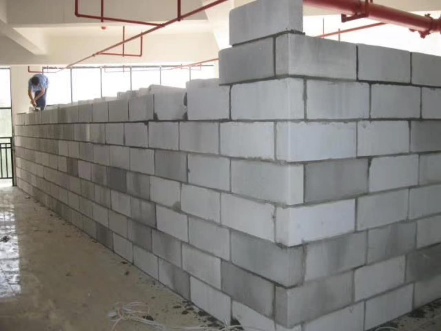 兴文蒸压加气混凝土砌块承重墙静力和抗震性能的研究